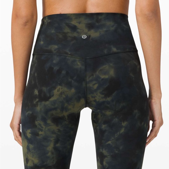 lululemon athletica Pants - Lululemon Women’s Align Pant in hard-to-find discontinued Diamond Die size 2 25”